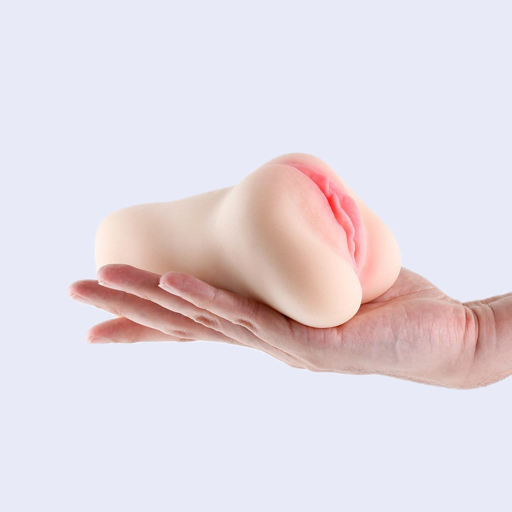 Barely Legal Elle Stroker Masturbator