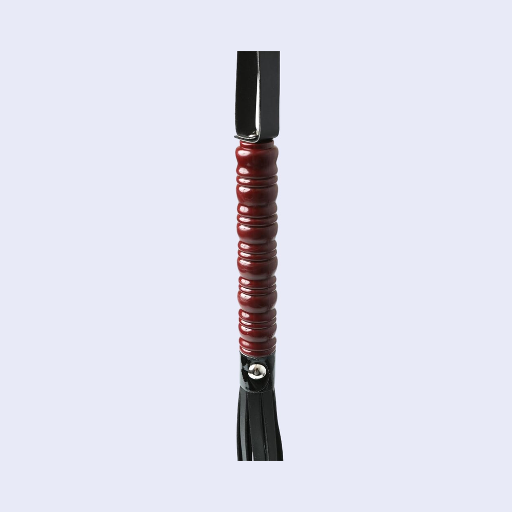 SPORTSHEETS Sex & Mischief Mahogany Flogger
